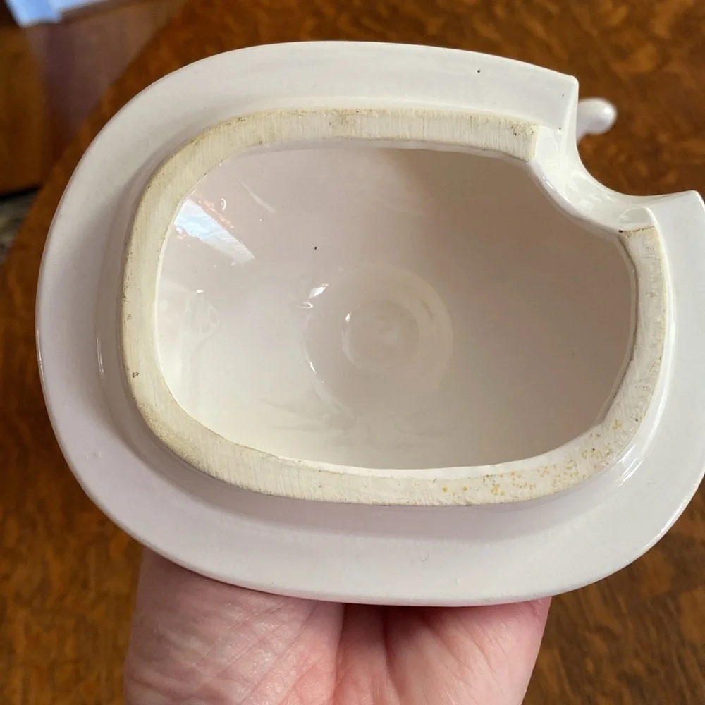 Vintage. Milk Glass gravy boat